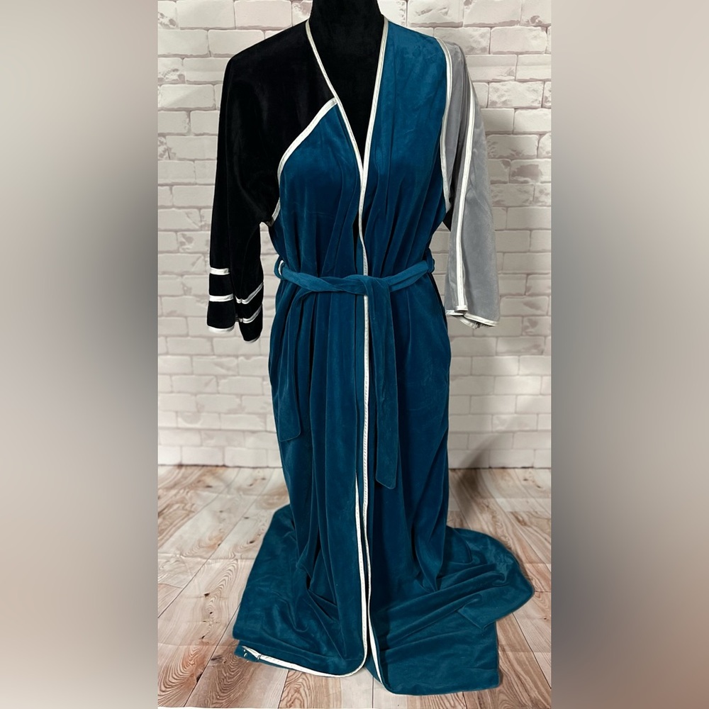 Vintage Christian Dior robe